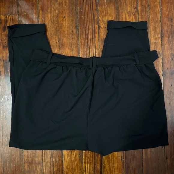 Torrid | Pull-On Taper Stretch Crepe High-Rise Tie-Front Pant | Size 18 regular - Picture 5 of 8